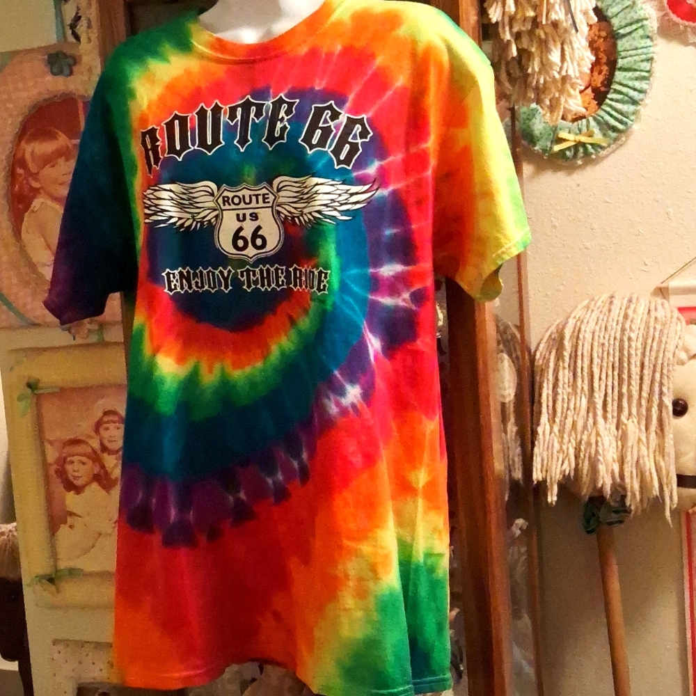 NWOT,ROUTE 66,70's Inspired,TieDyed,Unisex,Tshirt in Vivid Rainbow 🌈 Colors❤️🌈